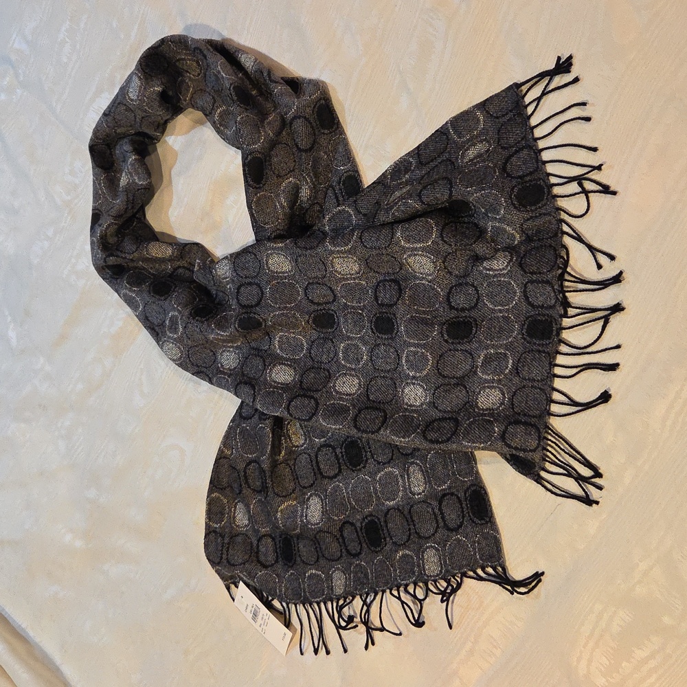 NWT Nordstrom Chelsey by Joseph Made in Germany Scarf Black Grey's